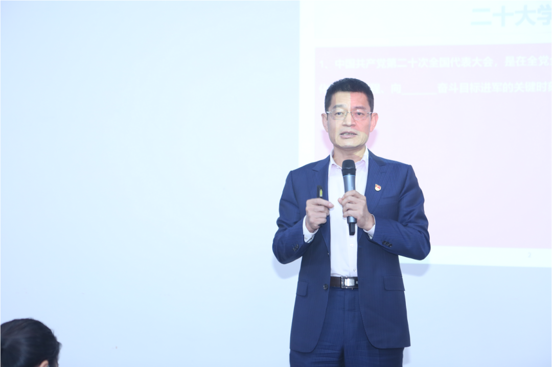 以知识竞赛别开生面的形式,社科赛斯党支部集中学习党的二十大精神