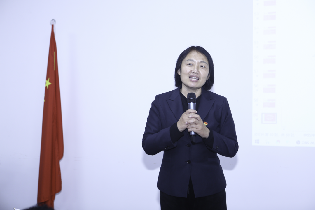 以知识竞赛别开生面的形式,社科赛斯党支部集中学习党的二十大精神